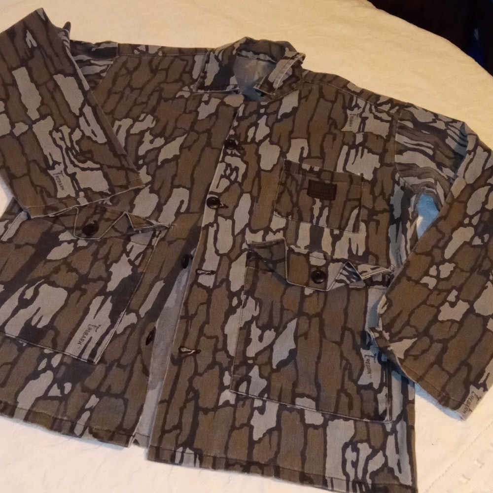 1980s Treebark‎ Liberty Made in USA camo jacket shirt